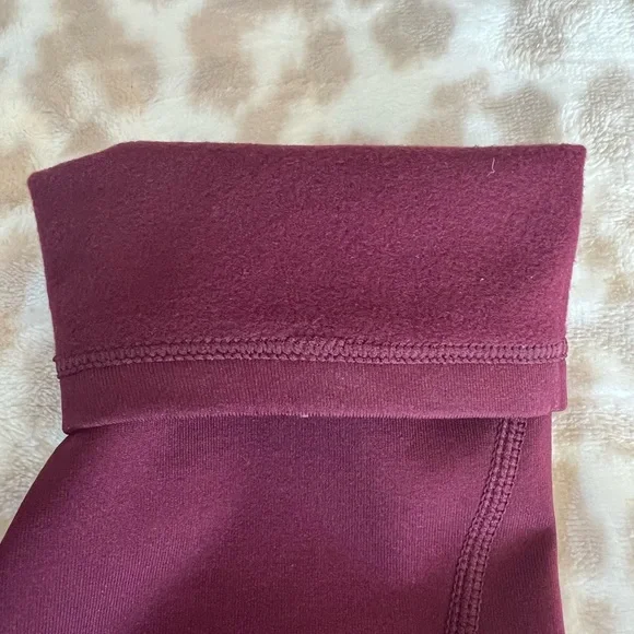 Fleece Lined Dark Red Leggings with Pockets, Size Medium - Picture 5 of 7